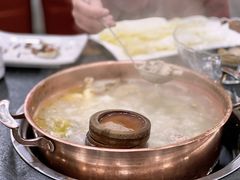 -朴小妹人参鸡汤火锅(长白山万达店)