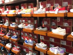 -法雅体育工厂店(皂君庙路店)