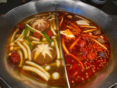 -湊湊火锅·茶憩(杭州湖滨银泰in77店)