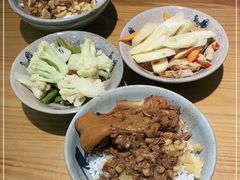 -红猪卤肉饭(大西洋美食城店)