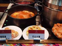 -汗腾格里·风味餐厅(新疆驻京办店)