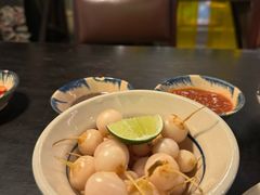-Cuc Gach Quan Restaurant