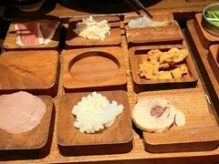 -银米·云南传统过桥米线(双廊黑金冠店)