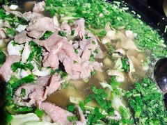 混烫汤锅-乐山食古香跷脚牛肉