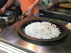 -老新隆牛肉锅贴(新街口店)