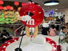 -m豆巧克力世界(上海世茂广场店)