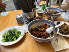 -沪西老弄堂面馆(定西路店)