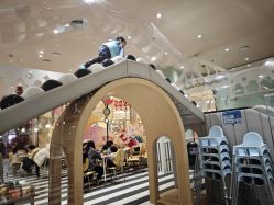 -奈尔宝·儿童乐园·亲子餐厅(华采天地店)