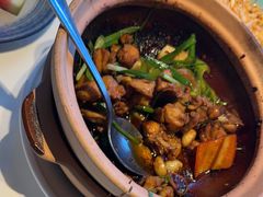 -八府香鸭·啫啫煲(华山路店)