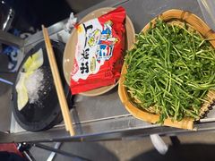 -生活如沸·顺德水牛奶火锅(大学路店)