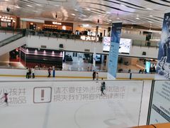 -冰纷万象滑冰场(沈阳万象城店)