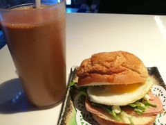 -新大咀港式茶餐厅(宝山万达店)