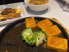 -峨嵋小镇·川菜(正定朗华店)