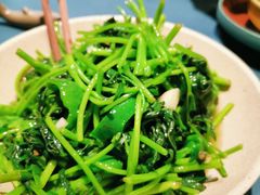 -忆江南·临江鱼馆