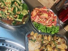 -马路牙子烧烤音乐酒馆(望京店)