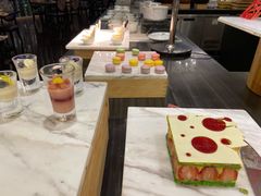 -圣丰索菲特·2 On 988 Café 自助餐厅