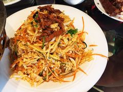 -王记酱骨头馆(经纬路店)
