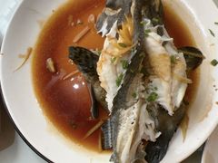 -覃记海鲜美食餐厅