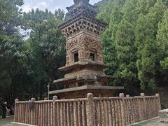 -四门塔风景区