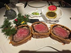 惠灵顿牛排-弦月窗LUNETTE BY AMANDA(复兴路店)