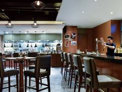 -苏州金鸡湖中茵皇冠假日酒店