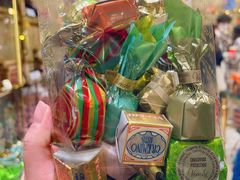 -VENCHI 闻绮(北京国贸商城店)