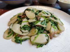 荠菜肉丝炒年糕-钱塘花园·宁波菜