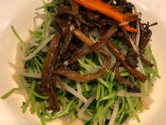 -新大咀港式茶餐厅(宝山万达店)