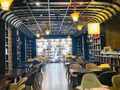 店内环境-钟书阁(松江泰晤士小镇店)