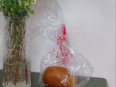 -白玉兰食品甜凤店(合生汇店)