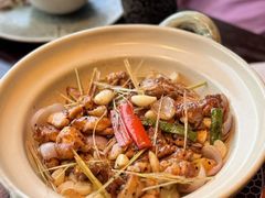 香茅草煎湛江跑山鸡-卯时·龙光雅宴·精致锡帮菜(惠山古镇店)