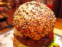 BBQ菠萝汉堡-FAT COW(虹梅路店)