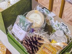 -万达广场(南昌红谷滩店)