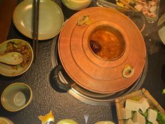 -菌自由丨野生菌火锅特色庭院餐厅(丽江古城店)