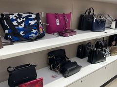 -唯品会(北京国瑞城店)