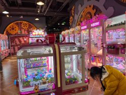 点击看大图 -卡通尼乐园(龙湖六合天街店)
