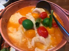 -云海肴·汽锅鸡·云南菜(天山百盛优客店)