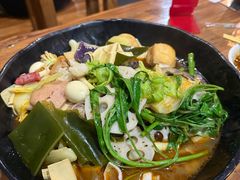 -万记麻辣烫国展总店
