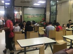大堂-江三王记牛杂馆(总店)