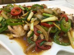 辣炒八爪鱼-覃记海鲜美食餐厅