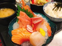 -家贺屋刺身寿司专门店
