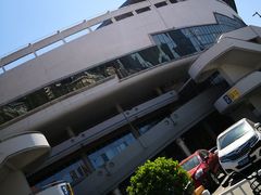 -裕彤国际体育中心