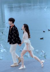 -角色婚纱摄影(中心店)