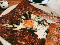 鸡蛋蘑菇熏肉荞麦可丽饼-RAC BAR(安福路店)