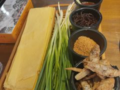 -赵记煎饼卷大葱(泰山大街店)