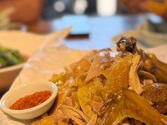 -头上红煨盐鸡·非遗院子餐厅
