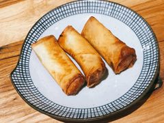 雪菜黄鱼春卷-南小蟹手工點心(三里屯店)