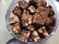 榛子杏仁咖啡太妃糖-家琳甜品(江南东店)