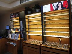 -优医视平价眼镜超市蔡司依视路折扣(小马厂店)