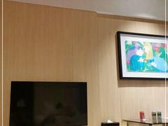 -上海虹桥西郊假日酒店